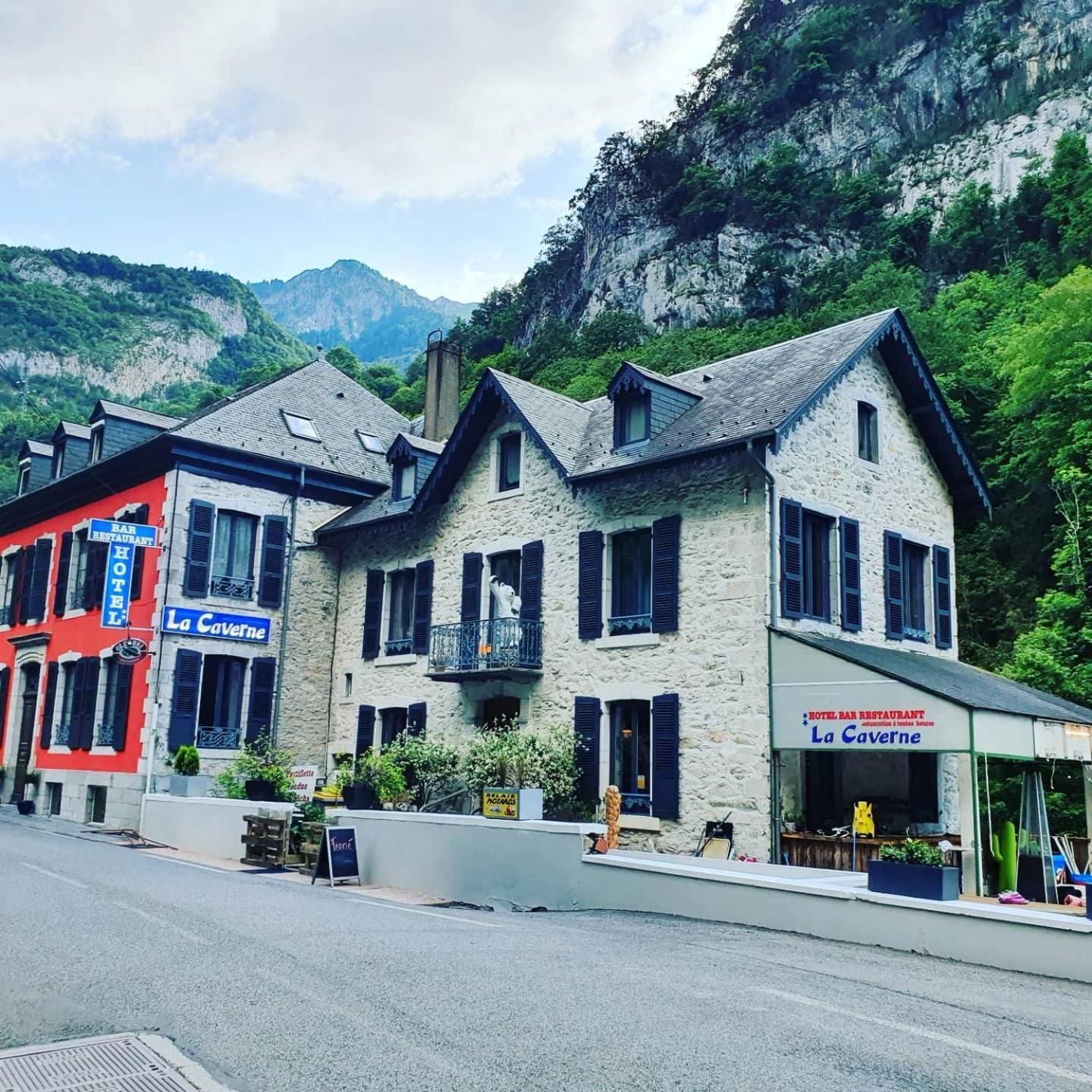 Auberge La Caverne Laruns Esterno foto